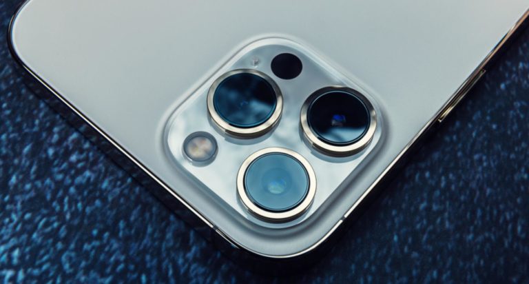 Wie schützt man die Kamera des iPhone 13 Pro/13 Pro Max vor Staub und Kratzern?
